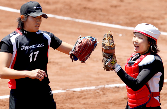 ルネサスエレクトロニクス高崎 上野由岐子選手