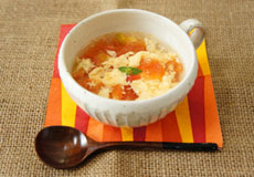 トマトと卵の中華スープ 