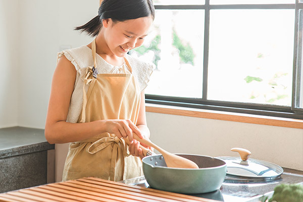 「栄養を考えた料理、どんな材料を使えばいい？」「無理なダイエット、将来への影響は？」